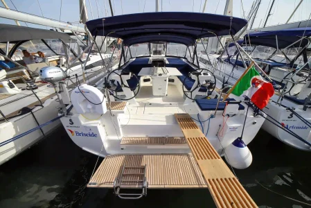 beneteau-oceanis-51-1-briseide-olbia-noleggio-barca-a-vela-001